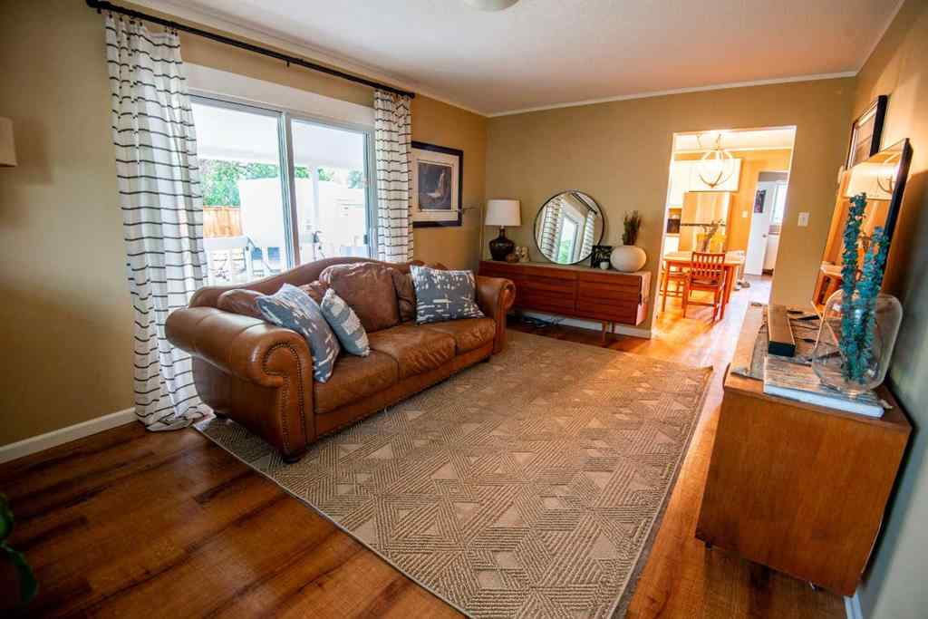 MLS® A2247700 - 942 Willow Street  in NONE Pincher Creek, Residential
