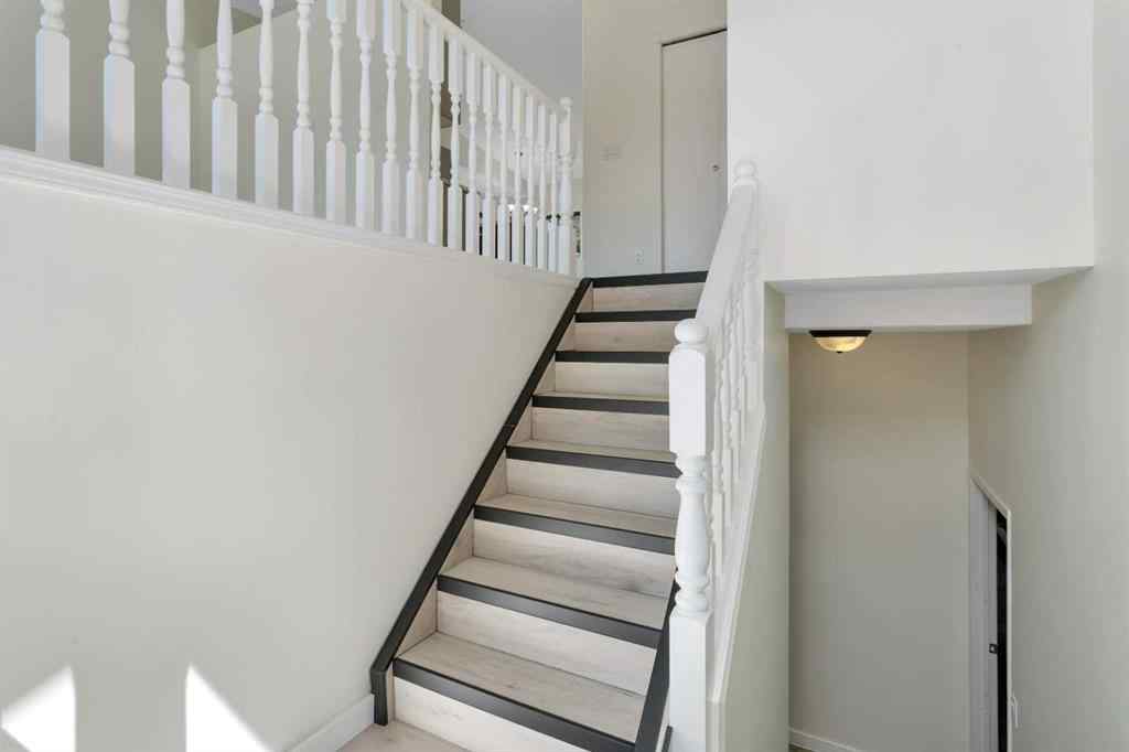 MLS® A2247704 - 11 Maple Bay  in Woodlands Lacombe, Residential