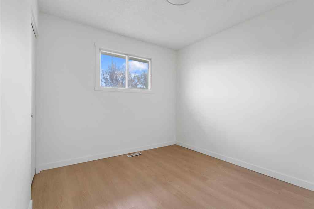 MLS® A2247709 - 6637 Poplar Drive  in Country Club Estates Grande Prairie, Residential