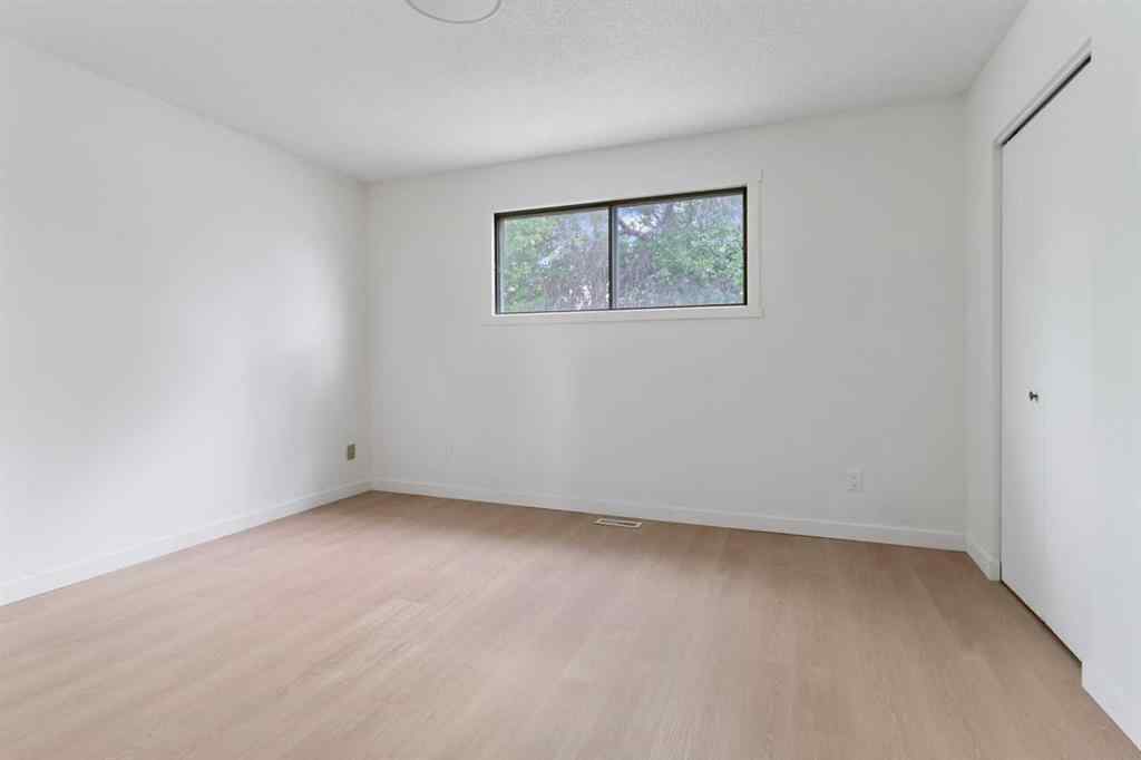 MLS® A2247709 - 6637 Poplar Drive  in Country Club Estates Grande Prairie, Residential