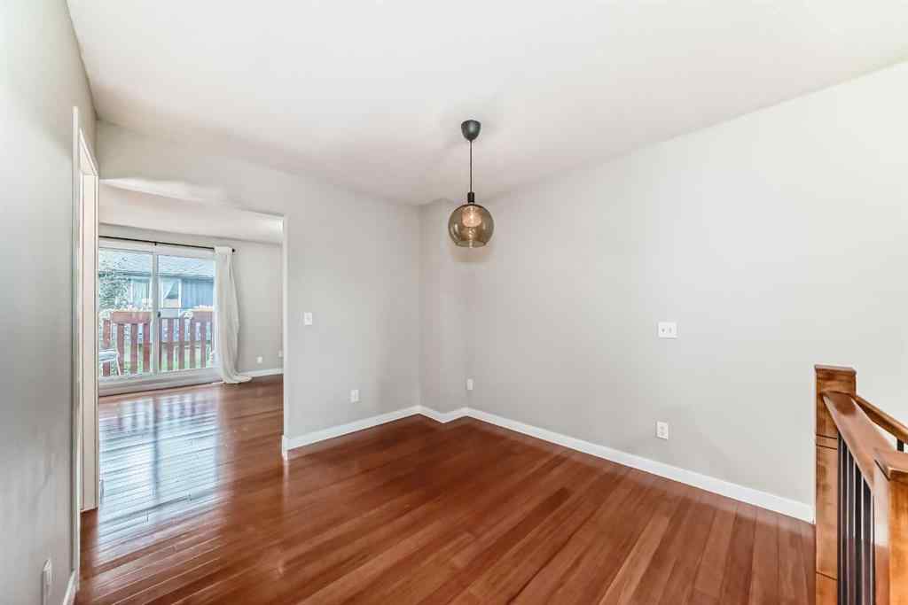 MLS® A2247712 - Unit #3 4547 7 Avenue SE in Forest Heights Calgary, Residential