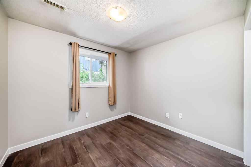 MLS® A2247712 - Unit #3 4547 7 Avenue SE in Forest Heights Calgary, Residential