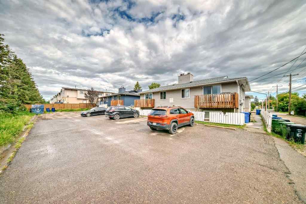 MLS® A2247712 - Unit #3 4547 7 Avenue SE in Forest Heights Calgary, Residential