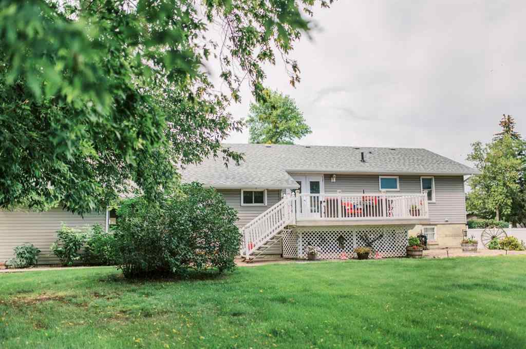 MLS® A2247725 - 6101 50A Avenue  in Rosedale Stettler, Residential