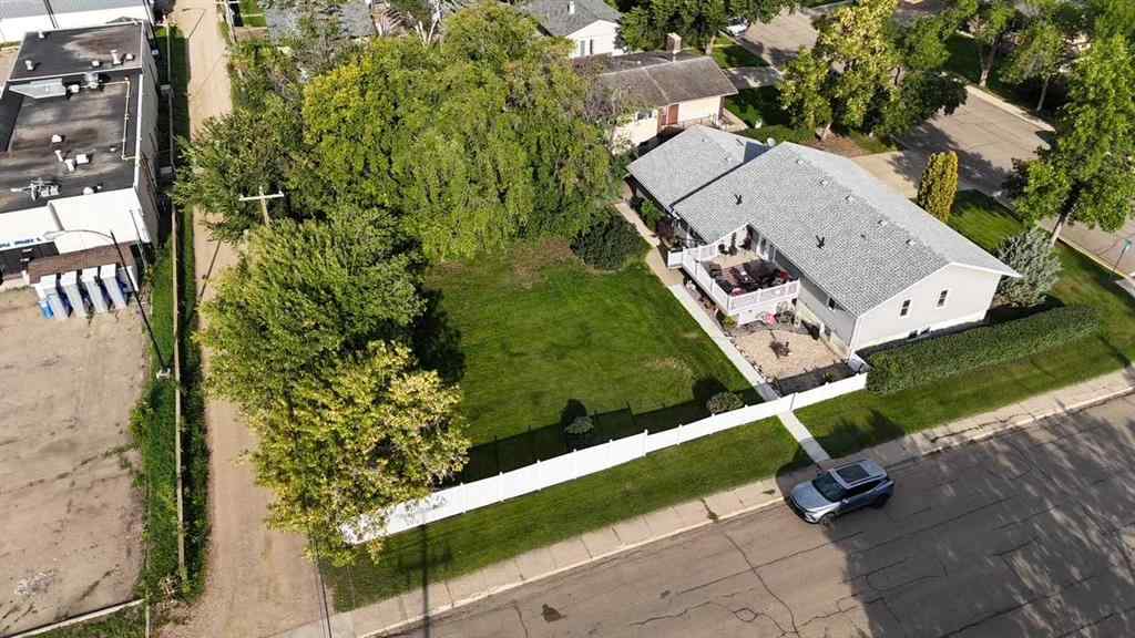 MLS® A2247725 - 6101 50A Avenue  in Rosedale Stettler, Residential