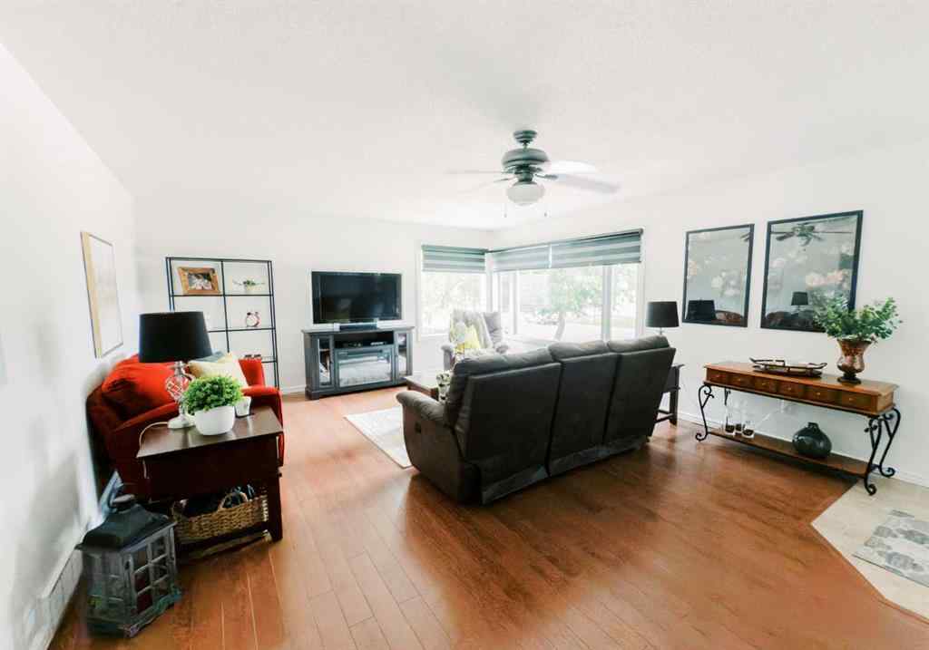 MLS® A2247725 - 6101 50A Avenue  in Rosedale Stettler, Residential
