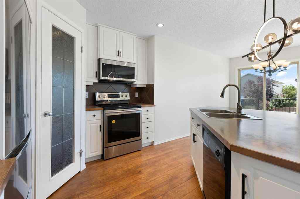 MLS® A2247728 - 21 Covebrook Close NE in Coventry Hills Calgary, Residential