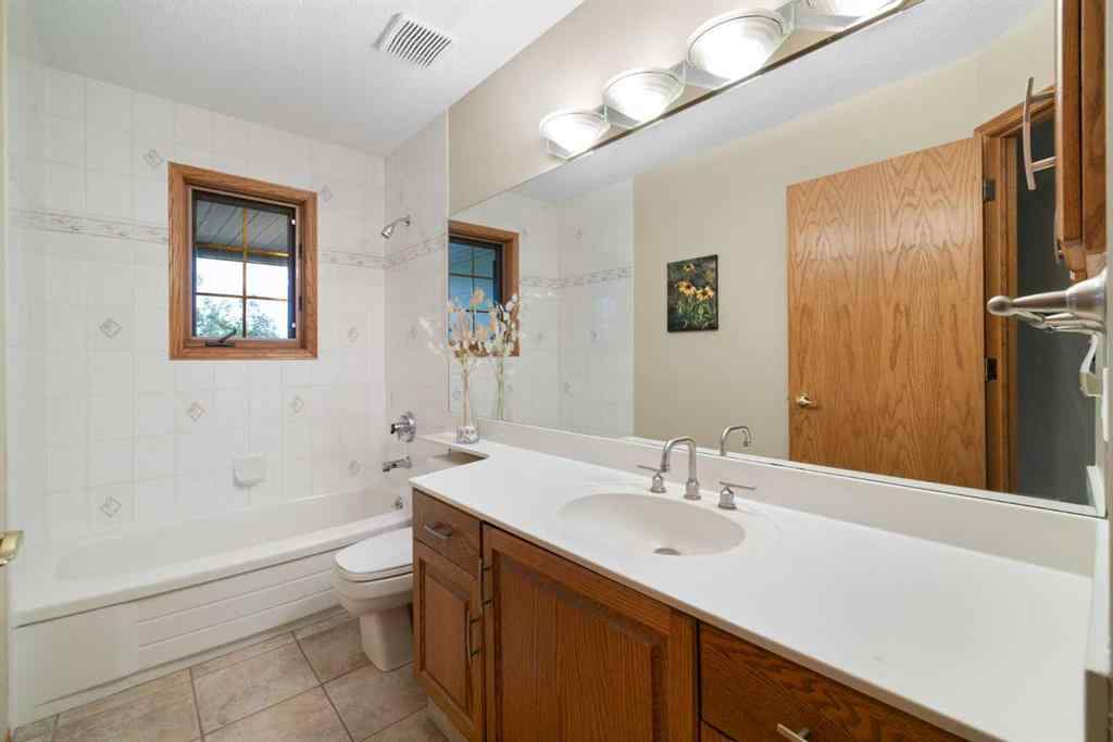MLS® A2247734 - 233057 Range Road 282   in NONE Rural Rocky View County, Residential