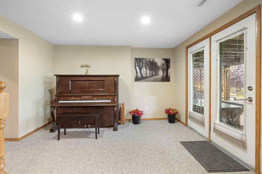 MLS® A2247734 - 233057 Range Road 282   in NONE Rural Rocky View County, Residential