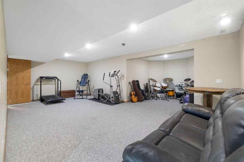 MLS® A2247734 - 233057 Range Road 282   in NONE Rural Rocky View County, Residential