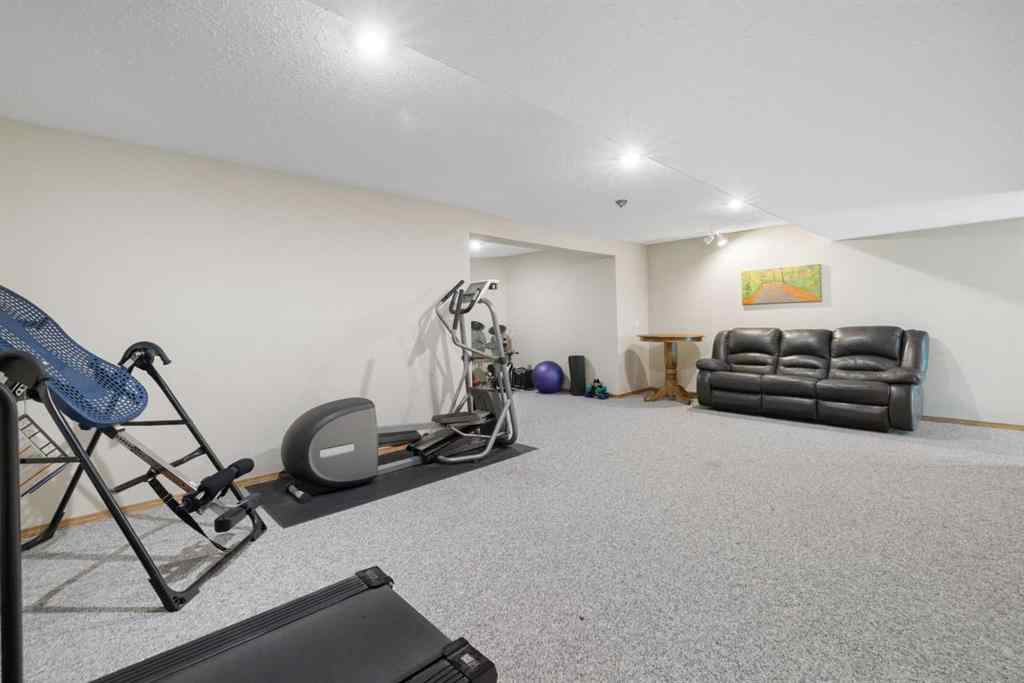 MLS® A2247734 - 233057 Range Road 282   in NONE Rural Rocky View County, Residential