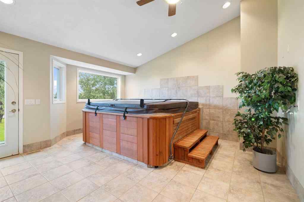 MLS® A2247734 - 233057 Range Road 282   in NONE Rural Rocky View County, Residential