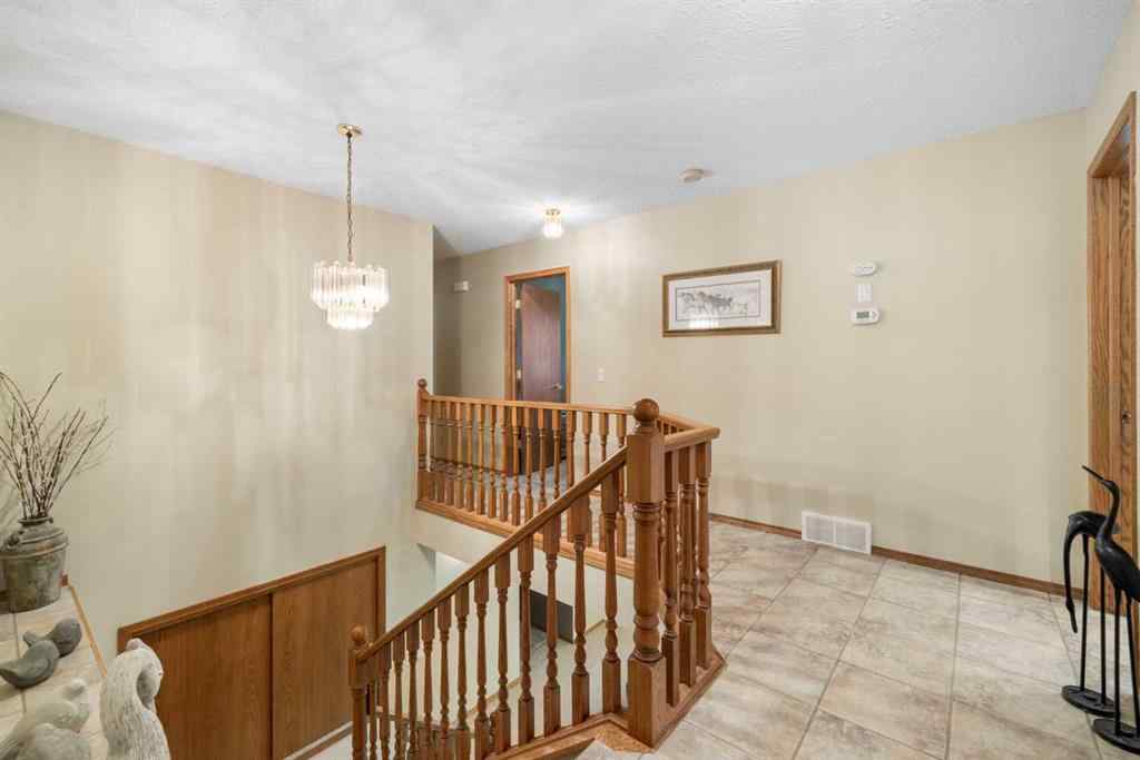 MLS® A2247734 - 233057 Range Road 282   in NONE Rural Rocky View County, Residential