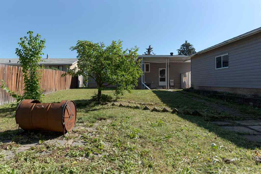 MLS® A2247738 - 32 Moberly Crescent  in Downtown Fort McMurray, Residential