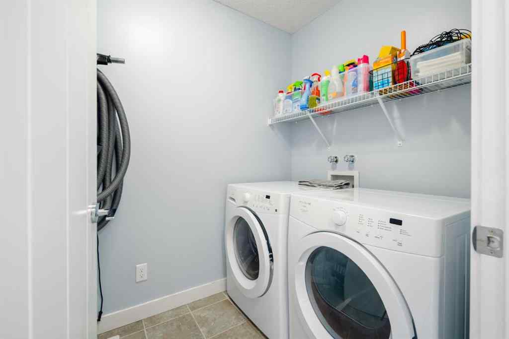MLS® A2247739 - 84 Sunset Manor  in Sunset Ridge Cochrane, Residential