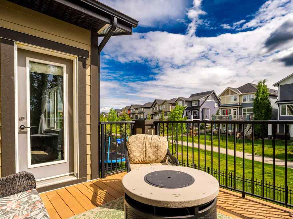 MLS® A2247739 - 84 Sunset Manor  in Sunset Ridge Cochrane, Residential