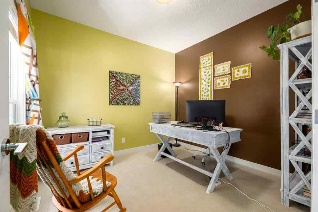 MLS® A2247739 - 84 Sunset Manor  in Sunset Ridge Cochrane, Residential