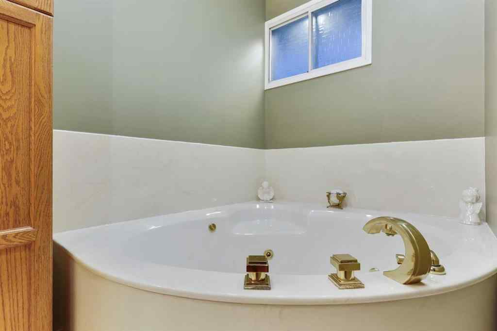 MLS® A2247745 - 147 Whitehorn Road NE in Whitehorn Calgary, Residential