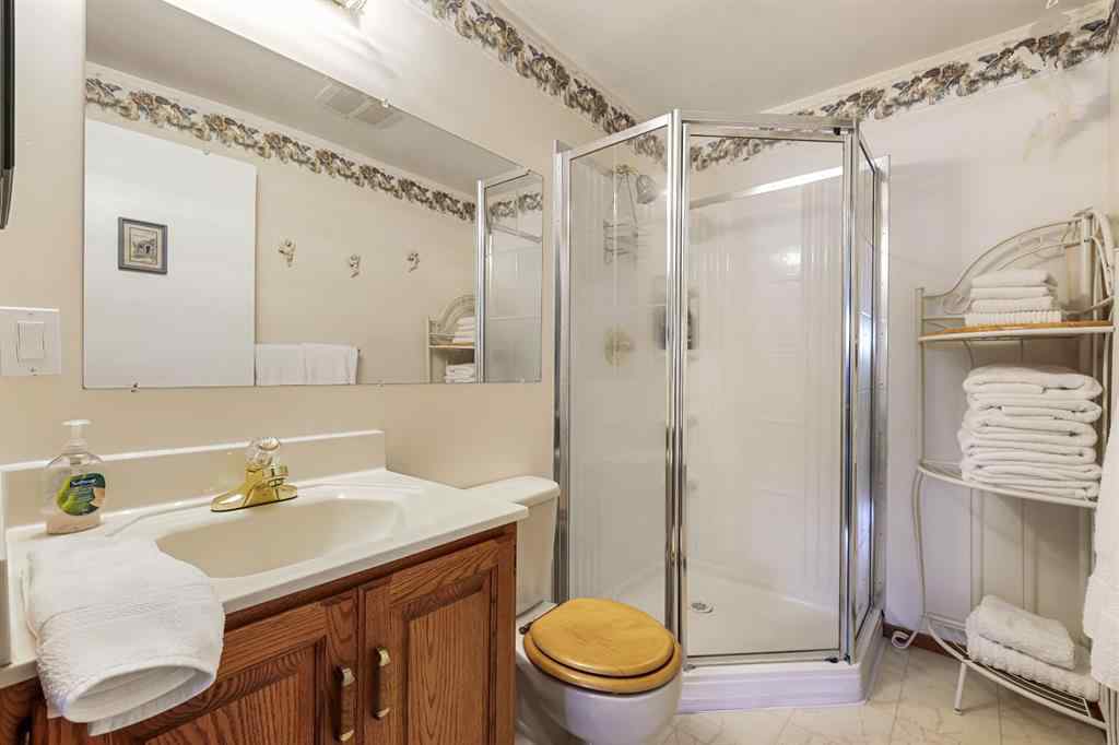 MLS® A2247745 - 147 Whitehorn Road NE in Whitehorn Calgary, Residential