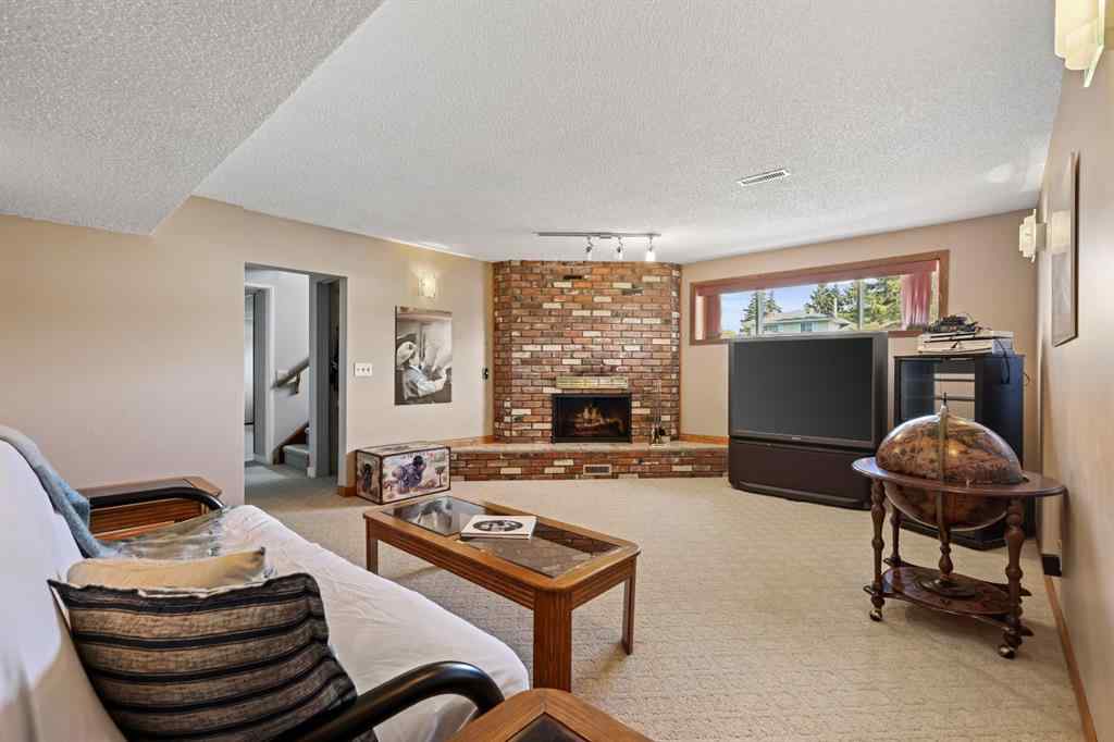 MLS® A2247745 - 147 Whitehorn Road NE in Whitehorn Calgary, Residential