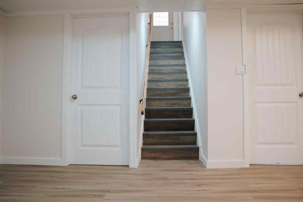 MLS® A2247747 - 729 8 Avenue  in Wainwright Wainwright, Residential
