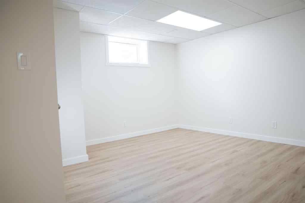 MLS® A2247747 - 729 8 Avenue  in Wainwright Wainwright, Residential