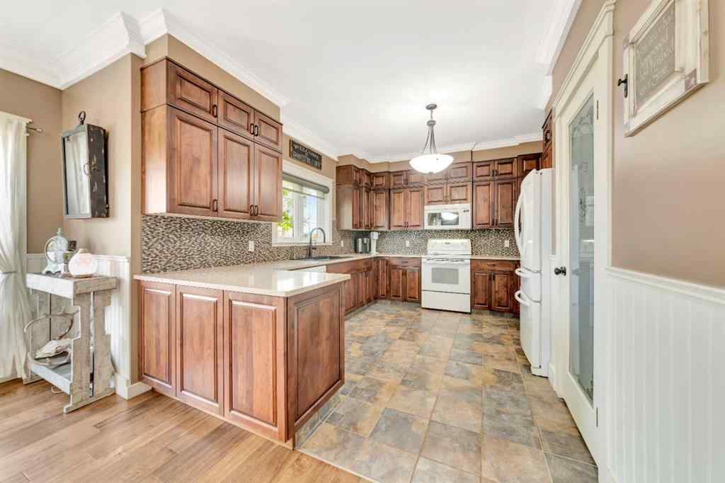 MLS® A2247752 - 96 Whitetail Drive  in Deerfoot Estates (SW) Rural Vermilion River, County of, Residential