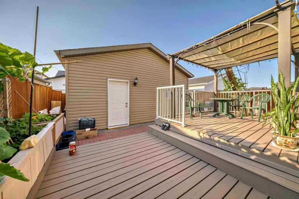MLS® A2247758 - 9 Copperpond Avenue SE in Copperfield Calgary, Residential