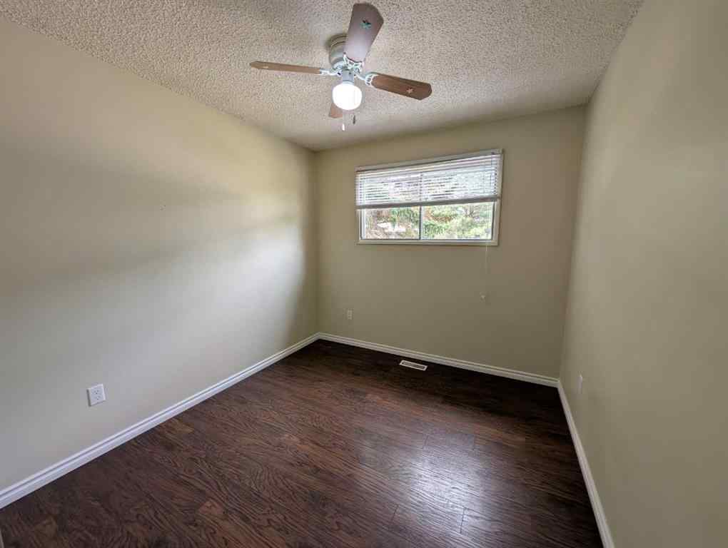 MLS® A2247769 - 2057 7 Avenue NE in Northeast Crescent Heights Medicine Hat, Residential
