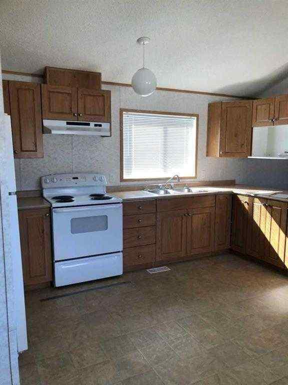 MLS® A2247772 - 129   33 SE   in NONE Kinuso, Residential