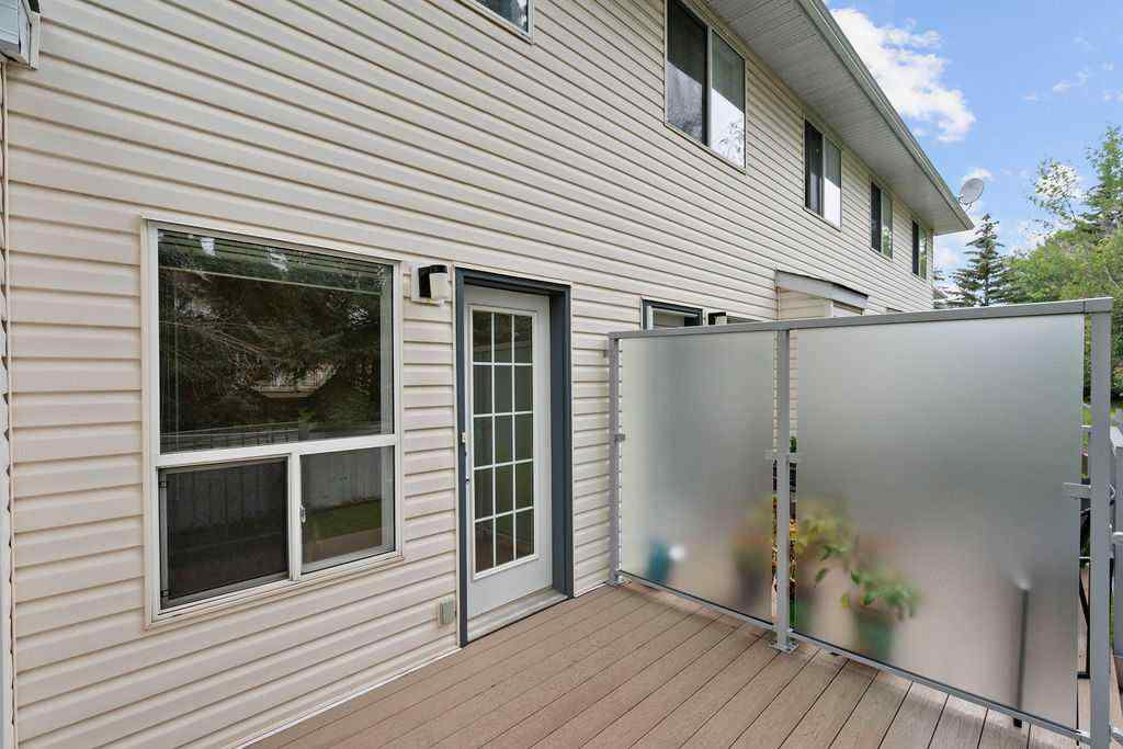 MLS® A2247775 - 31 Silvergrove Close NW in Silver Springs Calgary, Residential