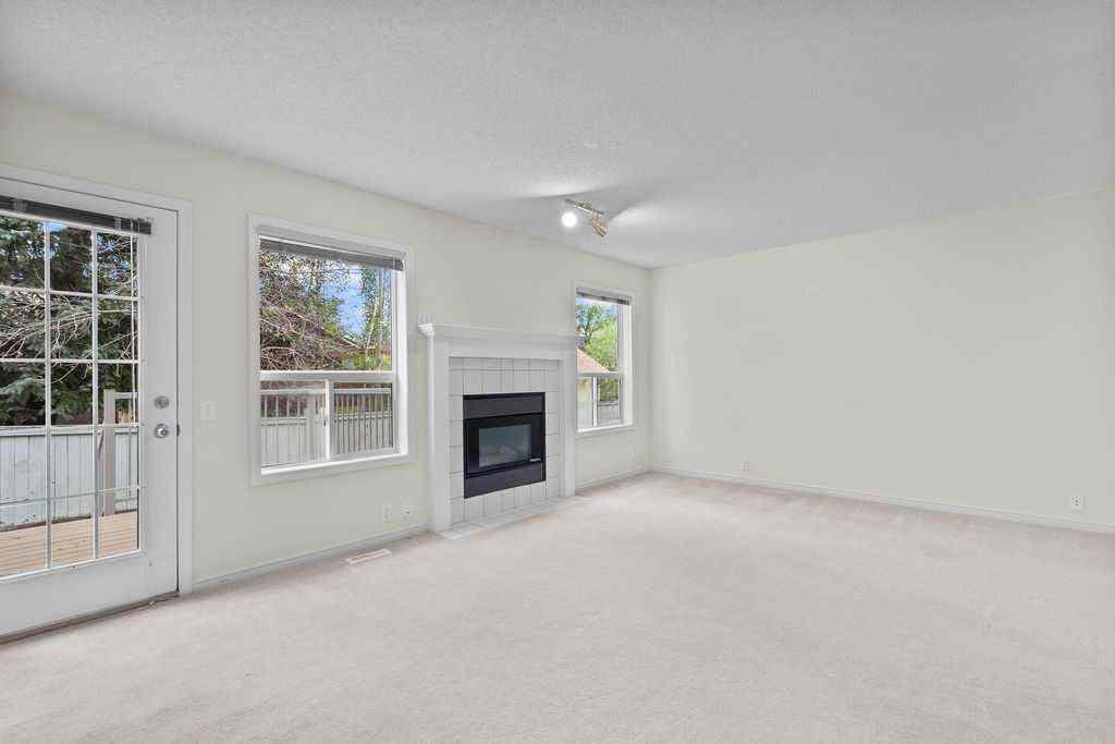 MLS® A2247775 - 31 Silvergrove Close NW in Silver Springs Calgary, Residential