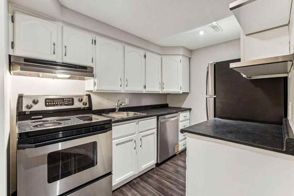 MLS® A2247777 - 439 Hendon Drive NW in Highwood Calgary, Residential