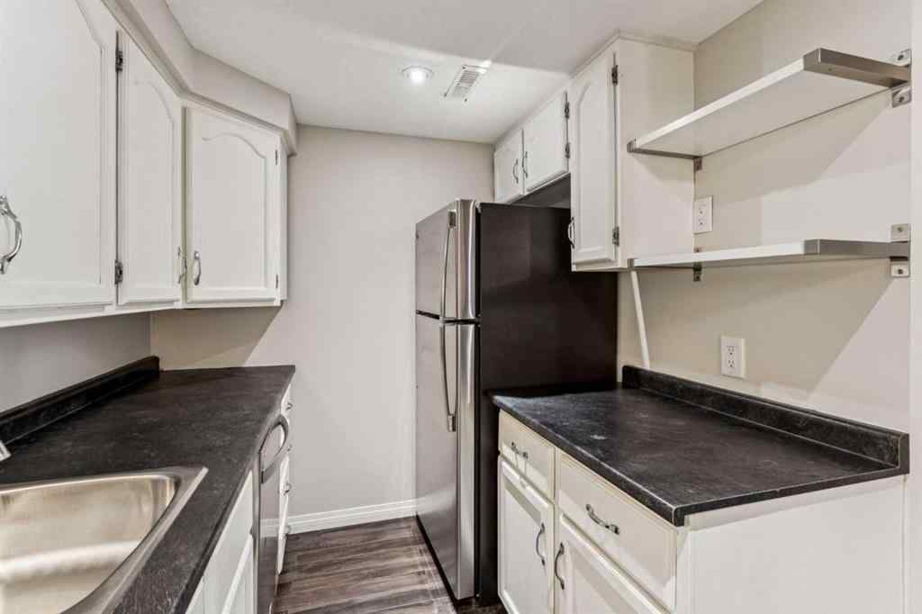 MLS® A2247777 - 439 Hendon Drive NW in Highwood Calgary, Residential