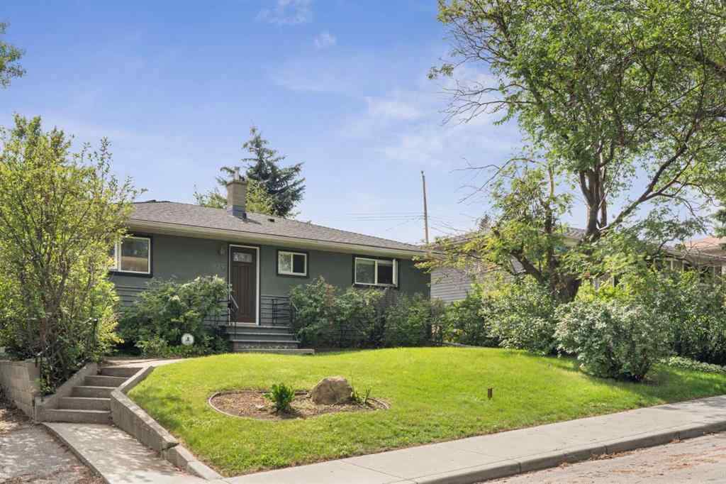 MLS® A2247777 - 439 Hendon Drive NW in Highwood Calgary, Residential