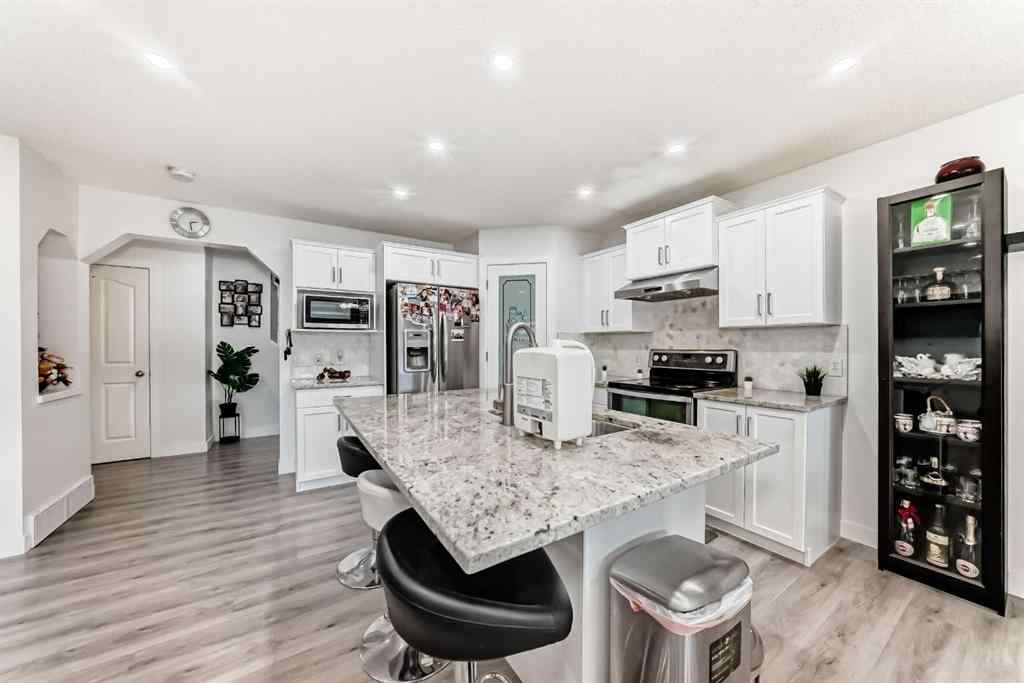 MLS® A2247778 - 246 New Brighton Mews SE in New Brighton Calgary, Residential