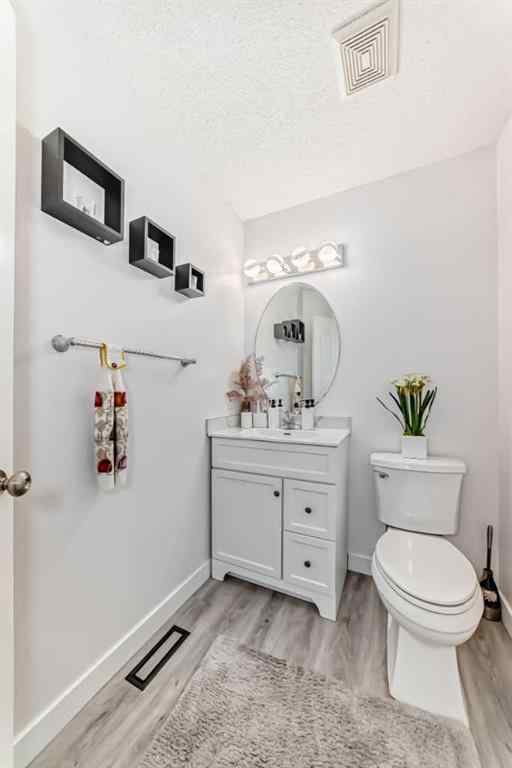 MLS® A2247778 - 246 New Brighton Mews SE in New Brighton Calgary, Residential