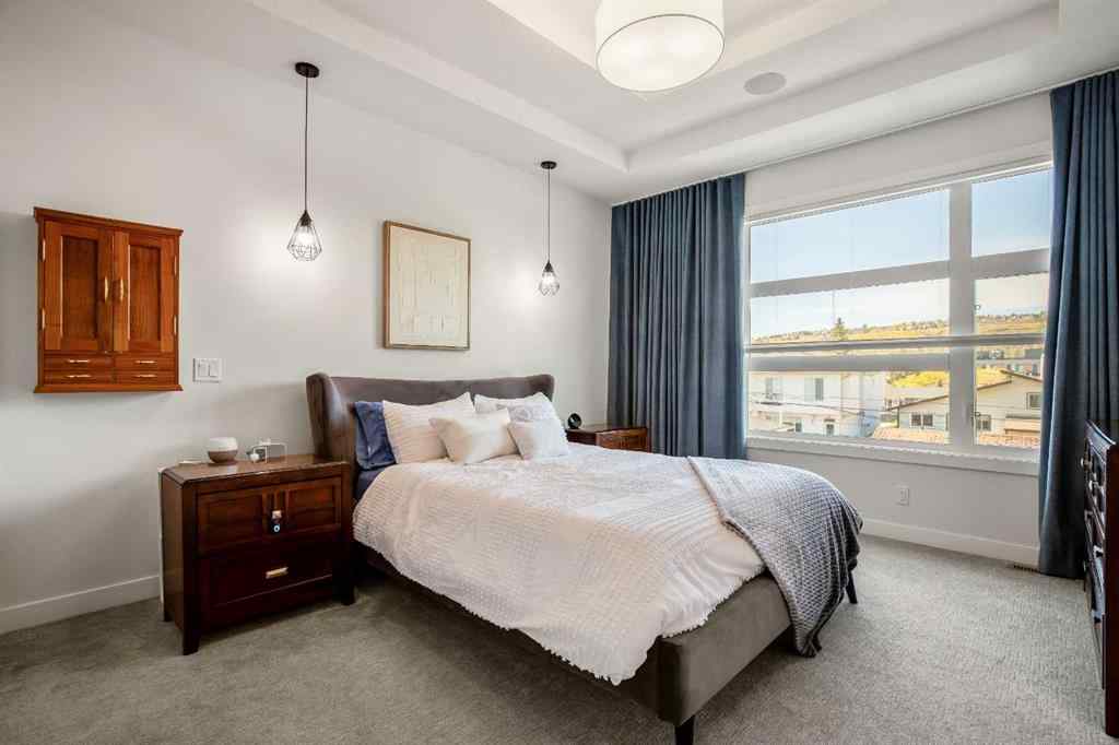 MLS® A2247779 - 4535 20 Avenue NW in Montgomery Calgary, Residential