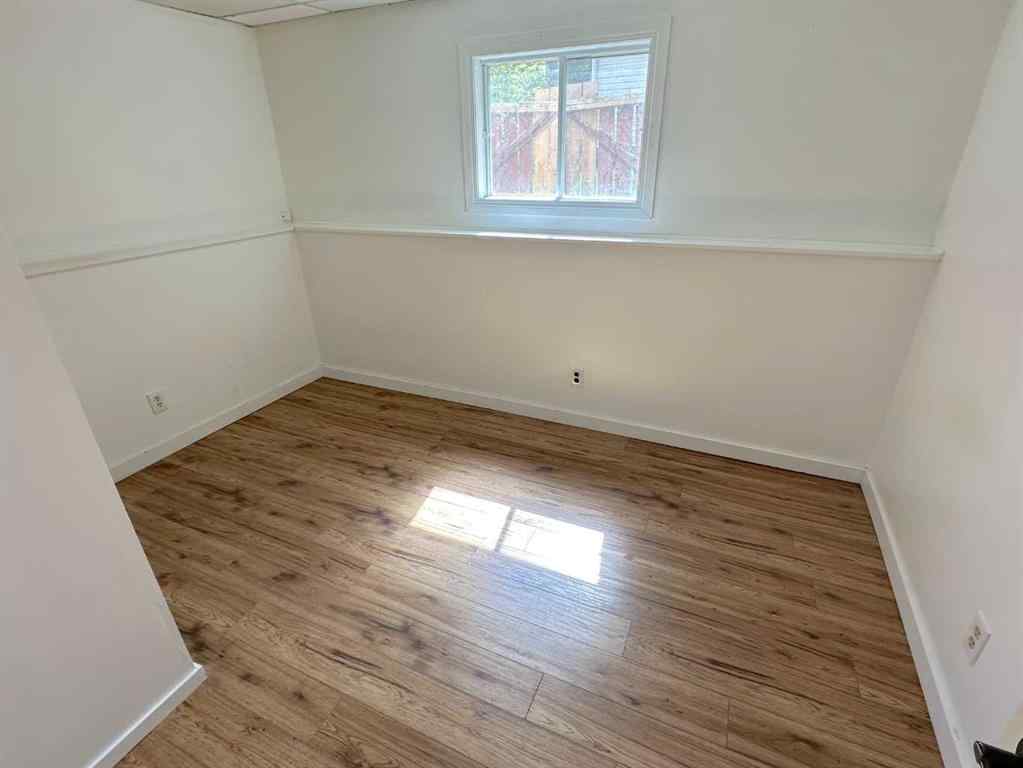MLS® A2247783 - 4719 46 Avenue  in Palo Sylvan Lake, Residential