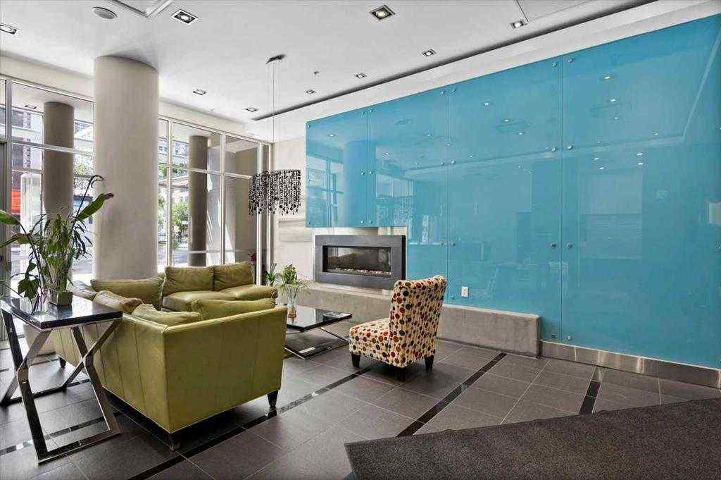 MLS® A2247812 - Unit #803 888 4 Avenue SW in Downtown Commercial Core Calgary, Residential