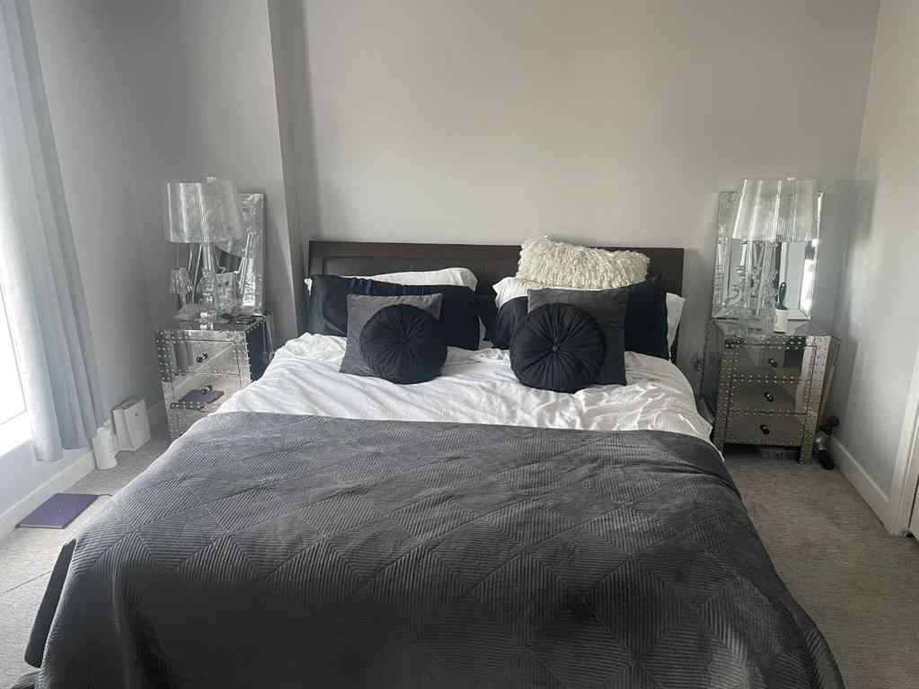 MLS® A2247812 - Unit #803 888 4 Avenue SW in Downtown Commercial Core Calgary, Residential