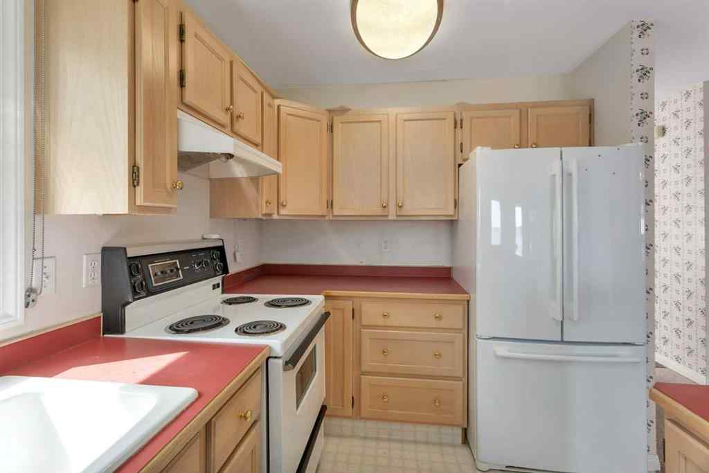 MLS® A2247824 - 180 Marina Bay Court  in Marina Bay Sylvan Lake, Residential