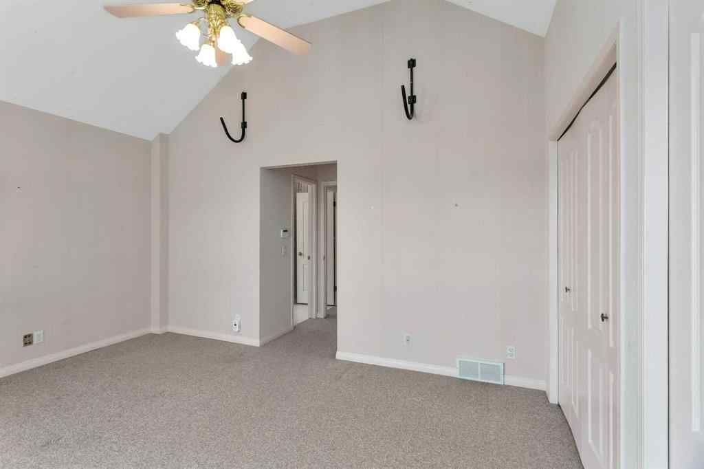 MLS® A2247824 - 180 Marina Bay Court  in Marina Bay Sylvan Lake, Residential