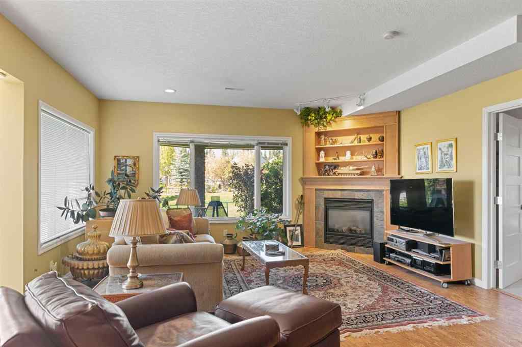 MLS® A2247831 - 38 Sienna Ridge Landing SW in Signal Hill Calgary, Residential