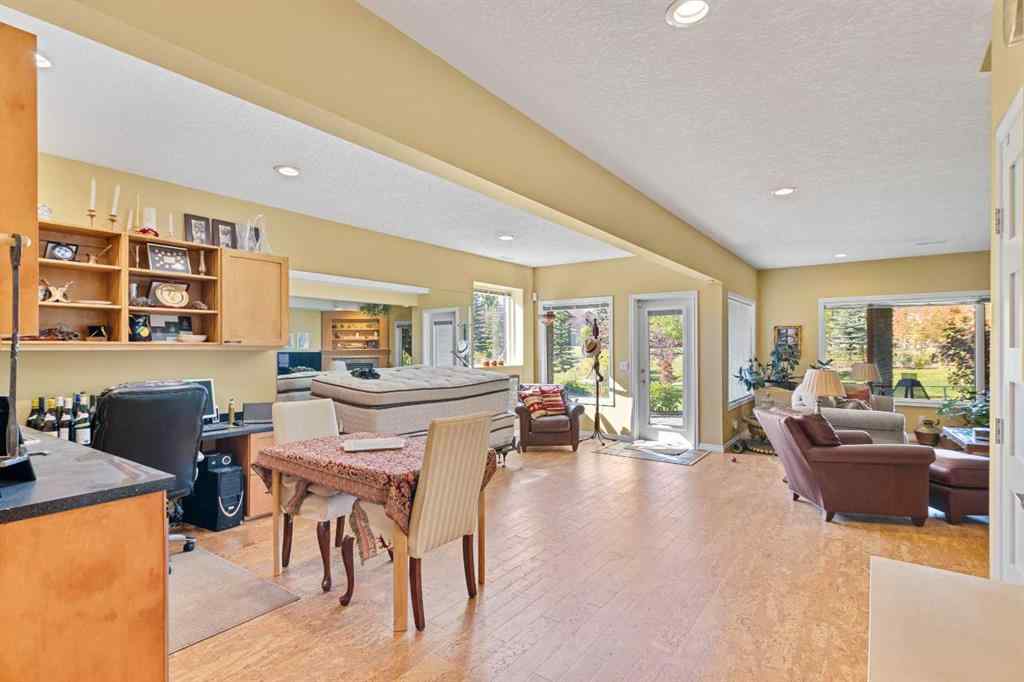 MLS® A2247831 - 38 Sienna Ridge Landing SW in Signal Hill Calgary, Residential