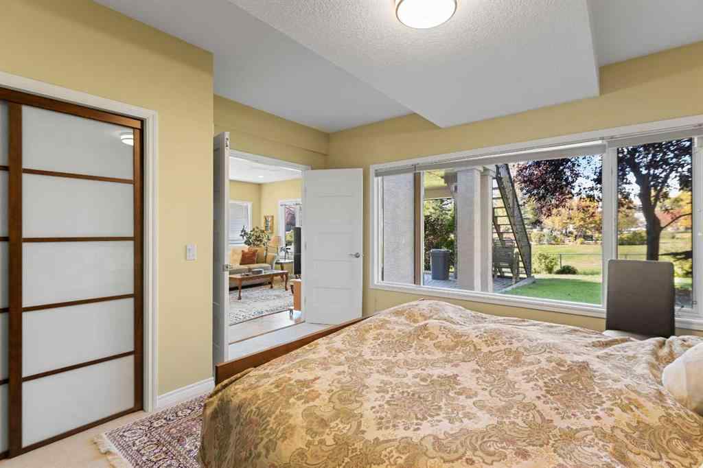 MLS® A2247831 - 38 Sienna Ridge Landing SW in Signal Hill Calgary, Residential