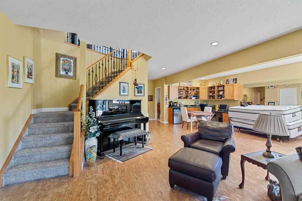 MLS® A2247831 - 38 Sienna Ridge Landing SW in Signal Hill Calgary, Residential