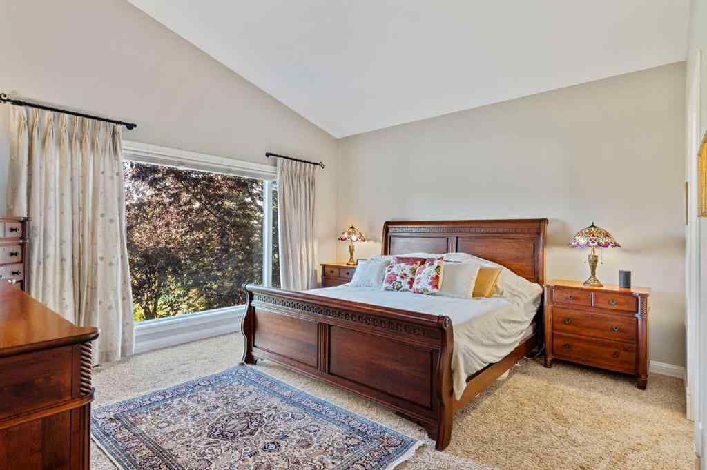 MLS® A2247831 - 38 Sienna Ridge Landing SW in Signal Hill Calgary, Residential