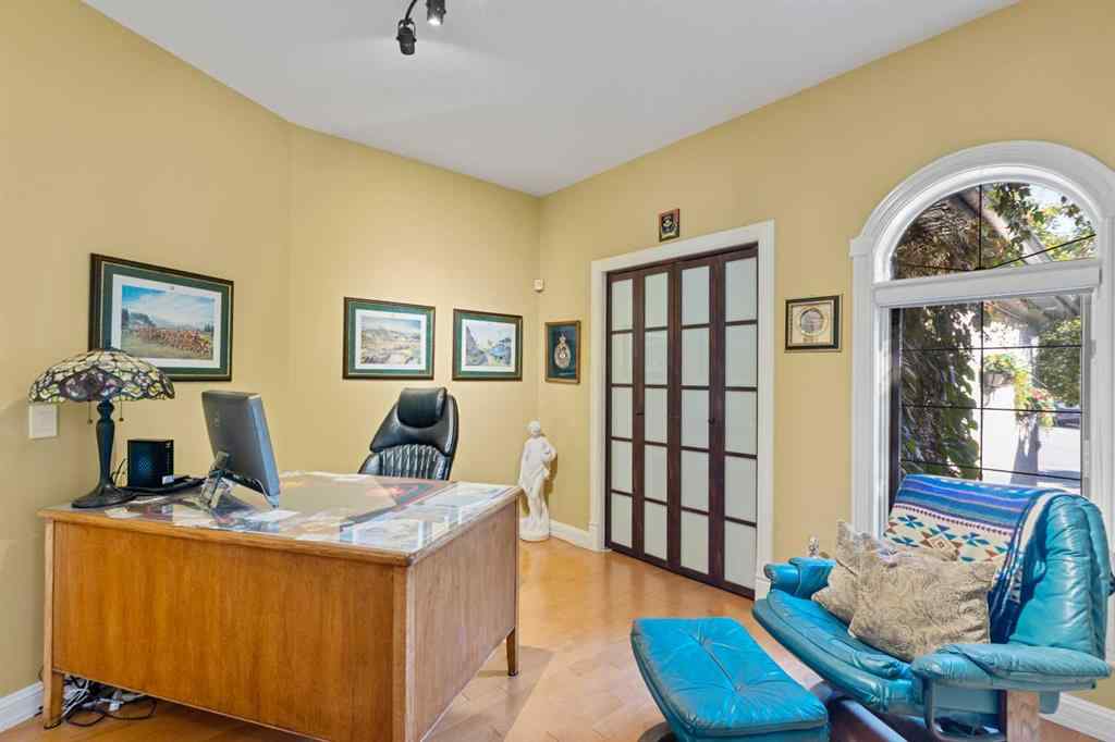 MLS® A2247831 - 38 Sienna Ridge Landing SW in Signal Hill Calgary, Residential