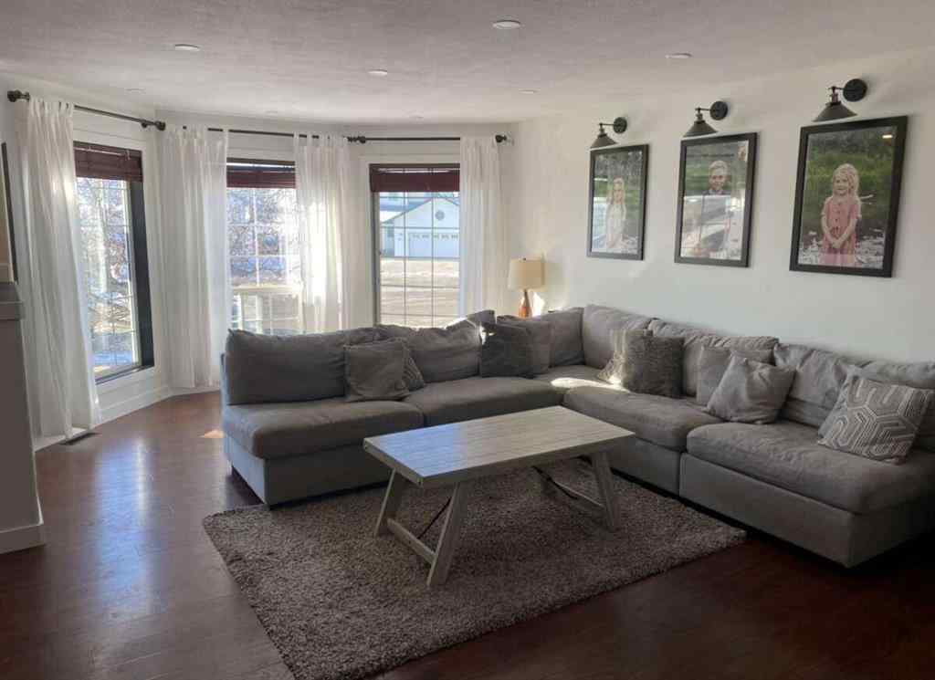MLS® A2247833 - 5816 64 Avenue Close  in NONE Rocky Mountain House, Residential